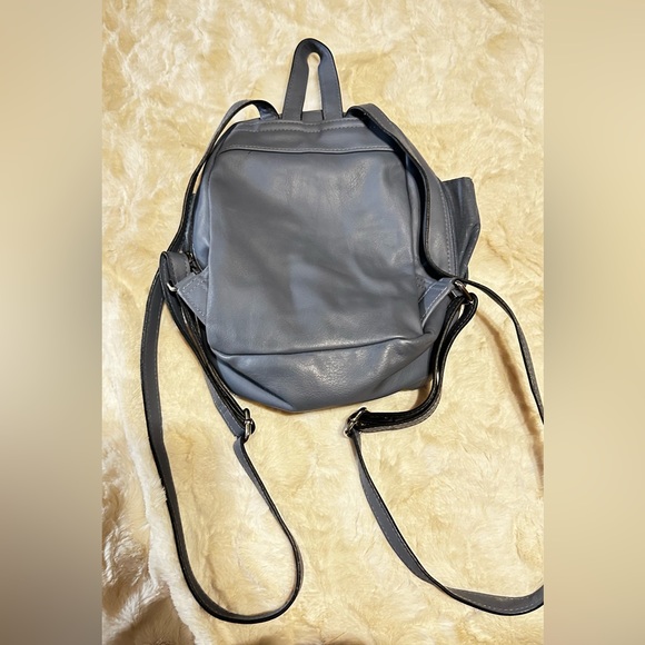 Used. Excellent condition. - Picture 3 of 3